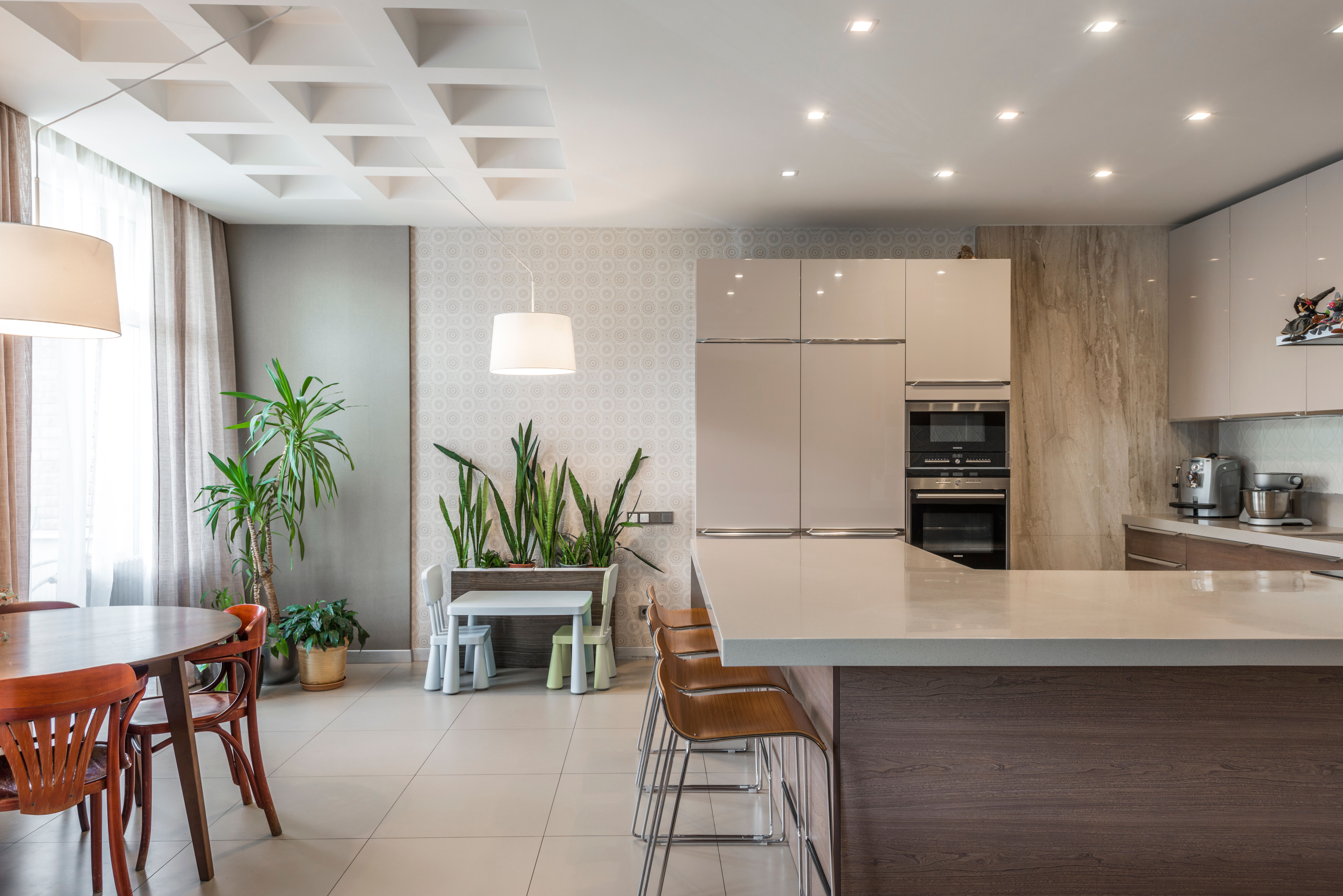 Encimera de cocina: cuarzo, granito o porcelánico, cuál elegir