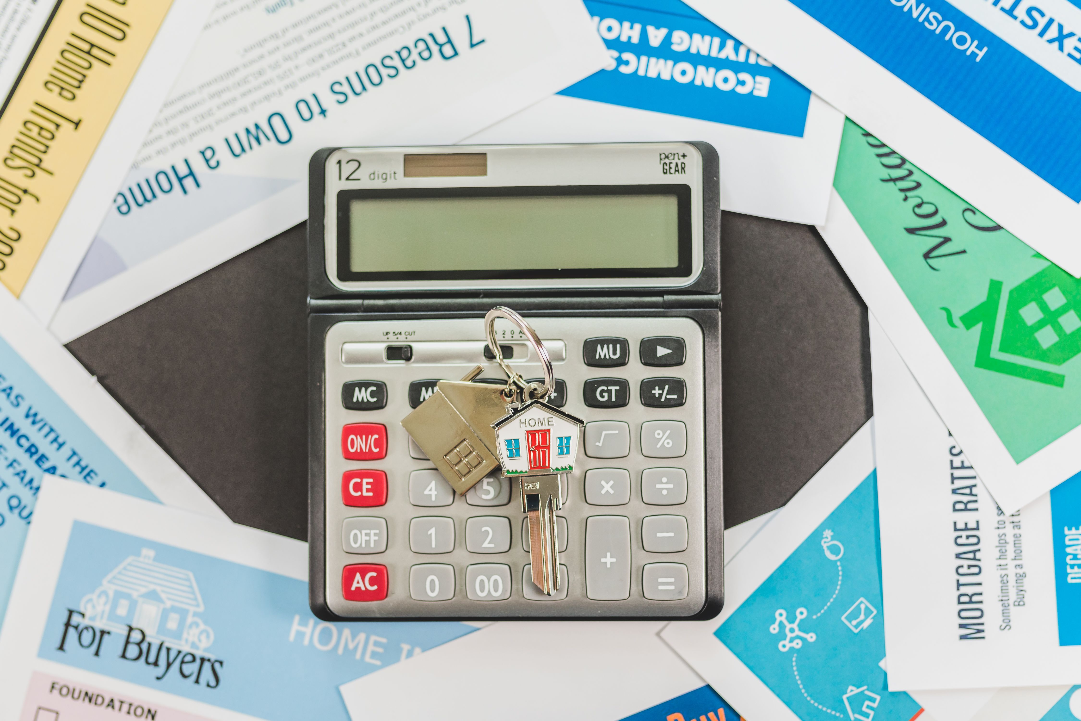 Los 18 costes ocultos al comprar una vivienda que casi nadie calcula (y que pueden cambiar por completo tu presupuesto)